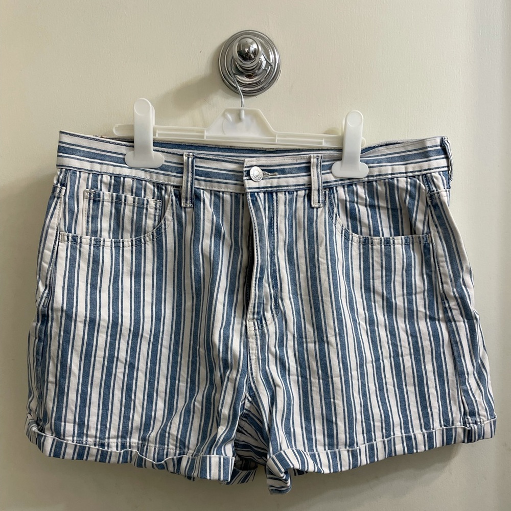 Striped high waist American Eagle denim shorts